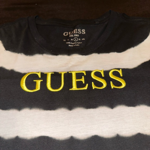 GUESS TEE SHIRT - Picture 2 of 4